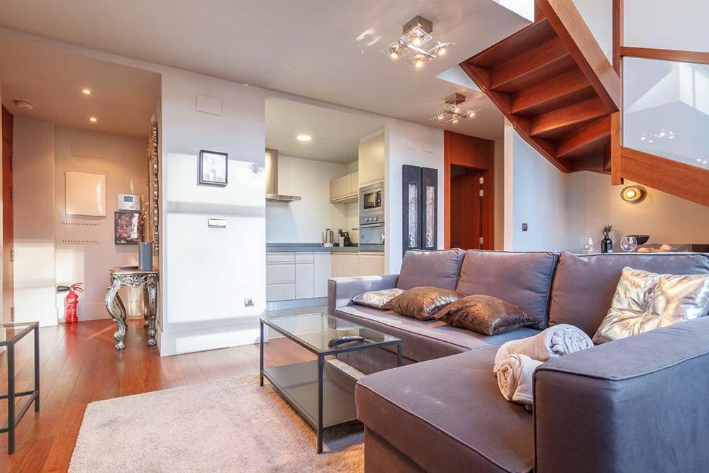 Apartament Vivienda Turistica Duplex Isozaki-Guggenheim Bilbao Zewnętrze zdjęcie